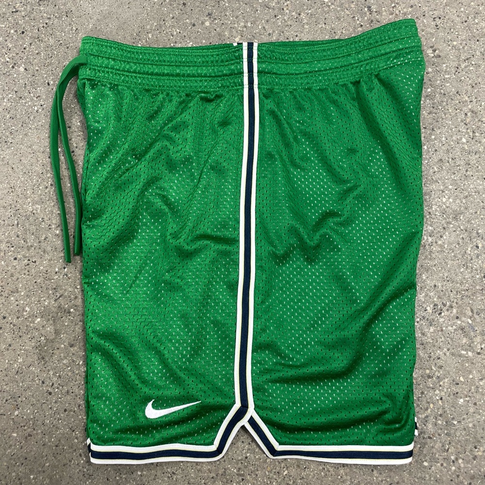Super Rare Vintage 90s Nike America Soccer Shorts Green Satin Silky Glanz Small - Picture 7 of 9